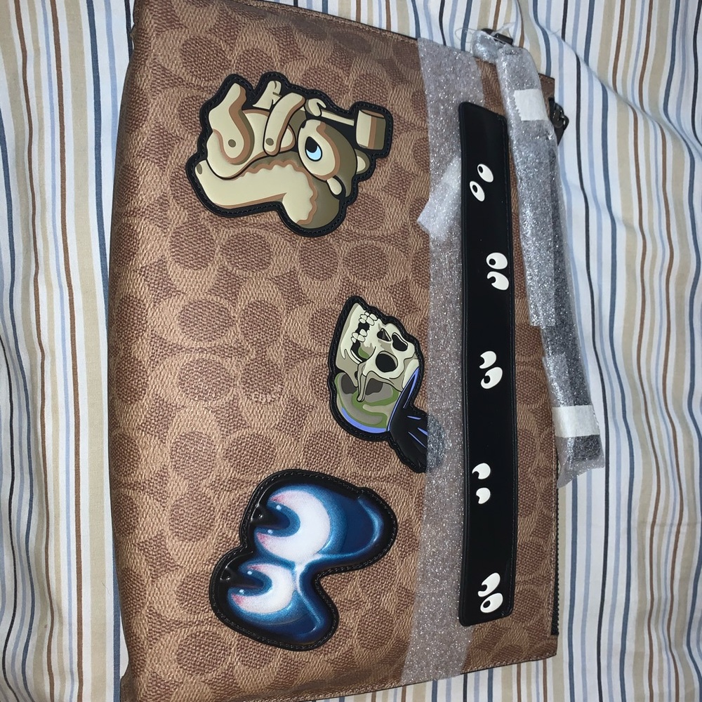 Authentic Coach Disney x clutch